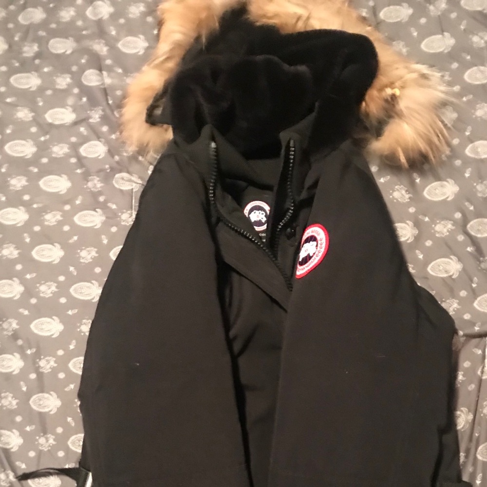 Canada Goose Kensington cost